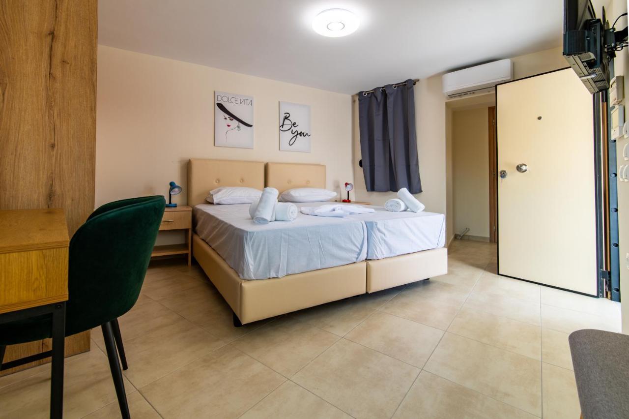 Ferienwohnung Aphrodite Urban Retreat In Athens Historic Heart Exterior foto
